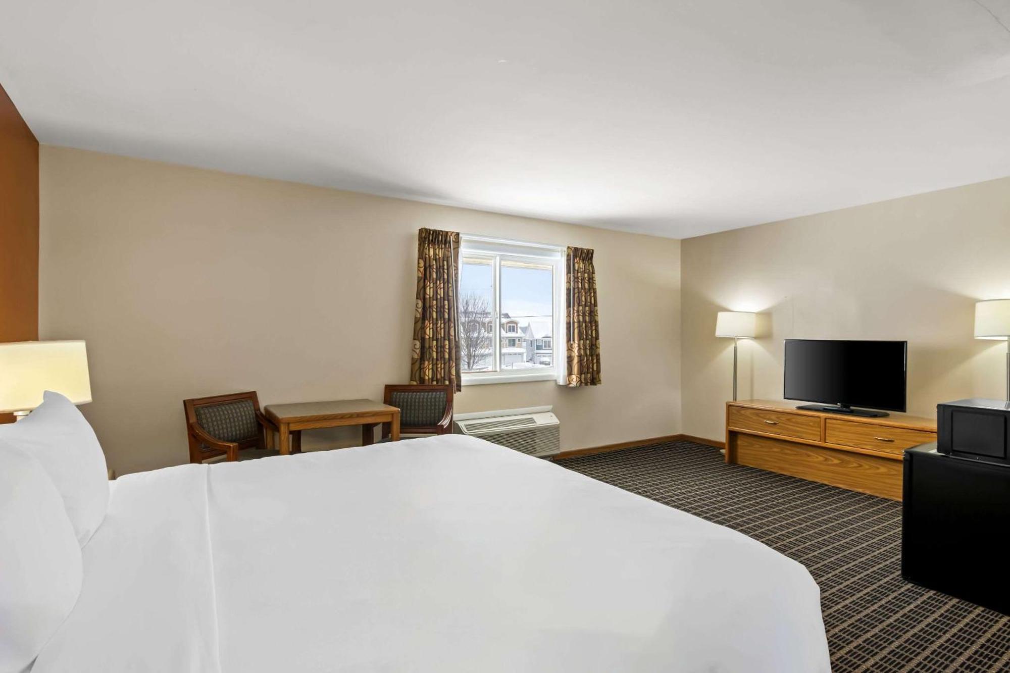 Econo Lodge Manistee Eksteriør billede